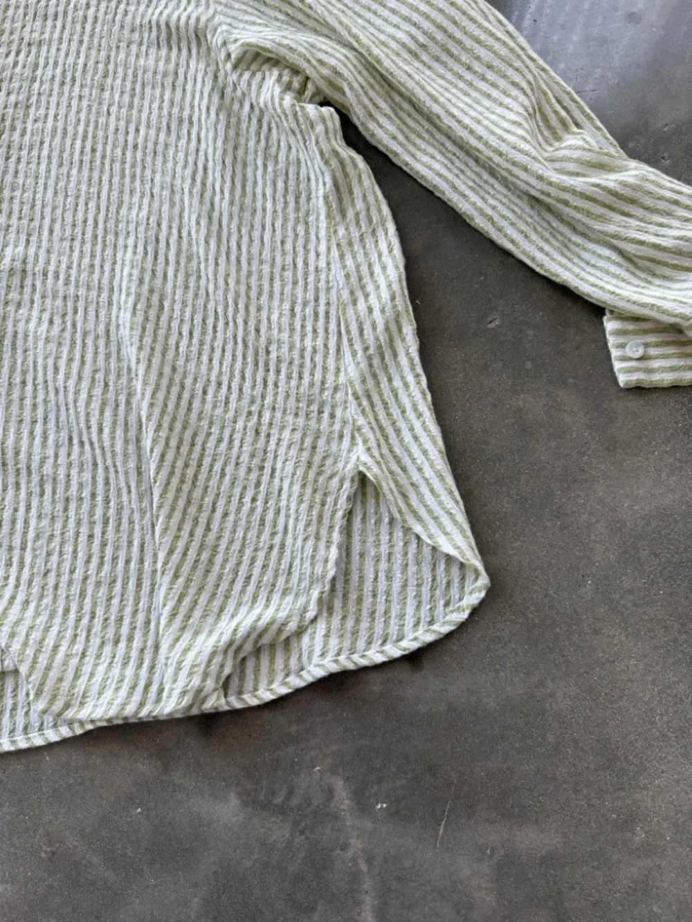 Jane and Delancey Stripped Shirt - Picture 5 of 9